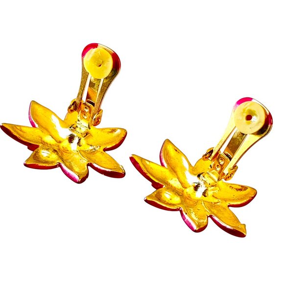 Vintage Red Matte Poinsettia Flower Clip-on Earrings - Picture 9 of 11
